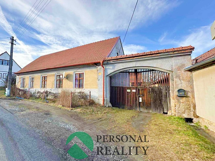 Prodej rodinného domu 100 m², pozemek 5 448 m² - foto 1