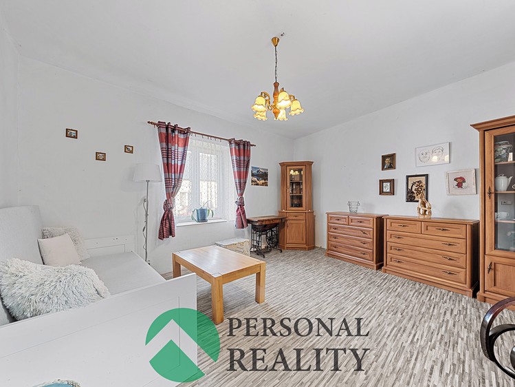 Prodej rodinného domu 130 m², pozemek 580 m² - foto 1