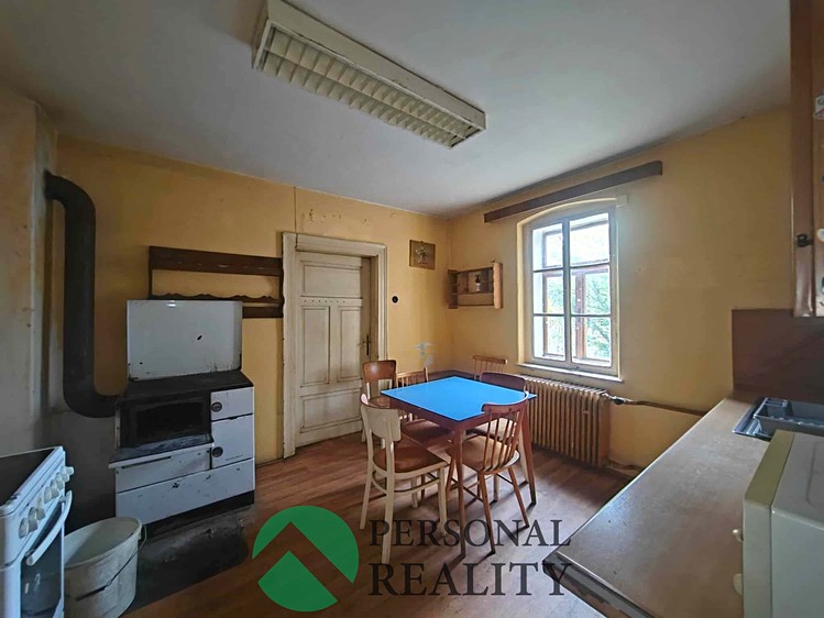Prodej rodinného domu 112 m², pozemek 1 450 m² - foto 3