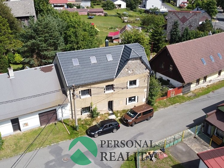Prodej rodinného domu 170 m², pozemek 703 m² - foto 3
