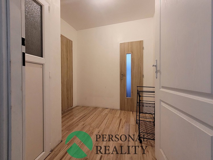 Prodej rodinného domu 178 m², pozemek 122 m² - foto 5