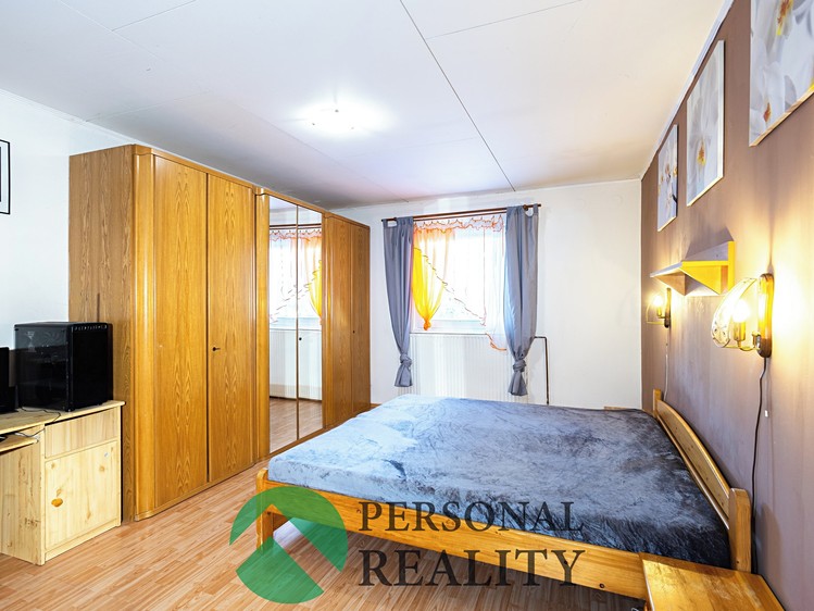 Prodej rodinného domu 280 m², pozemek 608 m² - foto 6