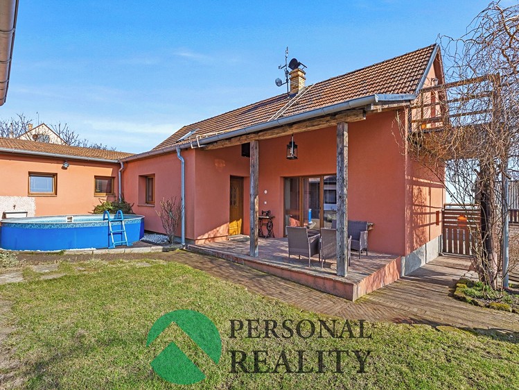 Prodej rodinného domu 183 m², pozemek 389 m² - foto 3