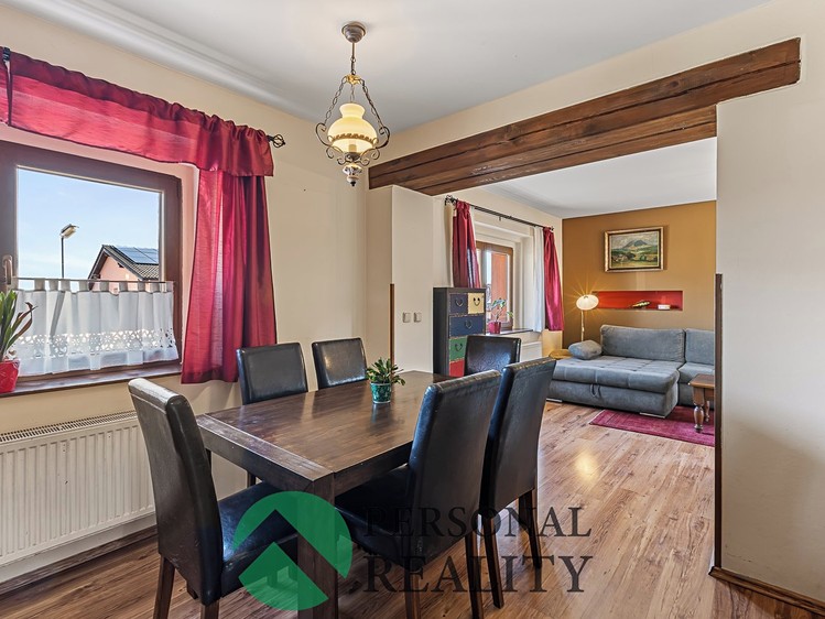 Prodej rodinného domu 183 m², pozemek 389 m² - foto 7