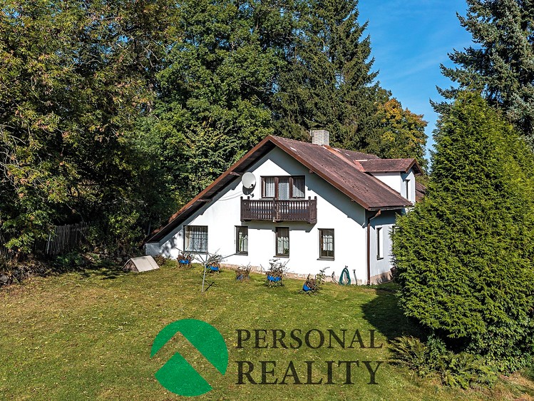 Prodej rodinného domu 460 m², pozemek 2 975 m² - foto 1