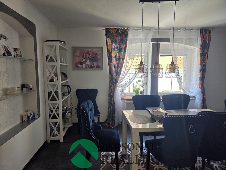 Prodej rodinného domu 146 m², pozemek 418 m² - foto 1