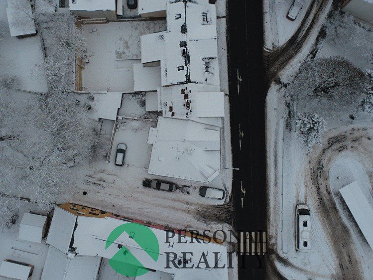 Prodej rodinného domu 211 m², pozemek 175 m² - foto 6