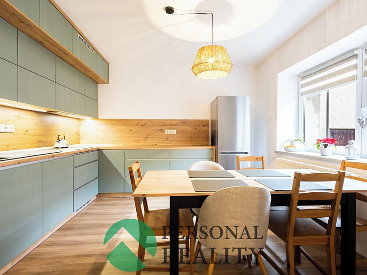 Prodej rodinného domu 132 m², pozemek 1 782 m² - foto 7
