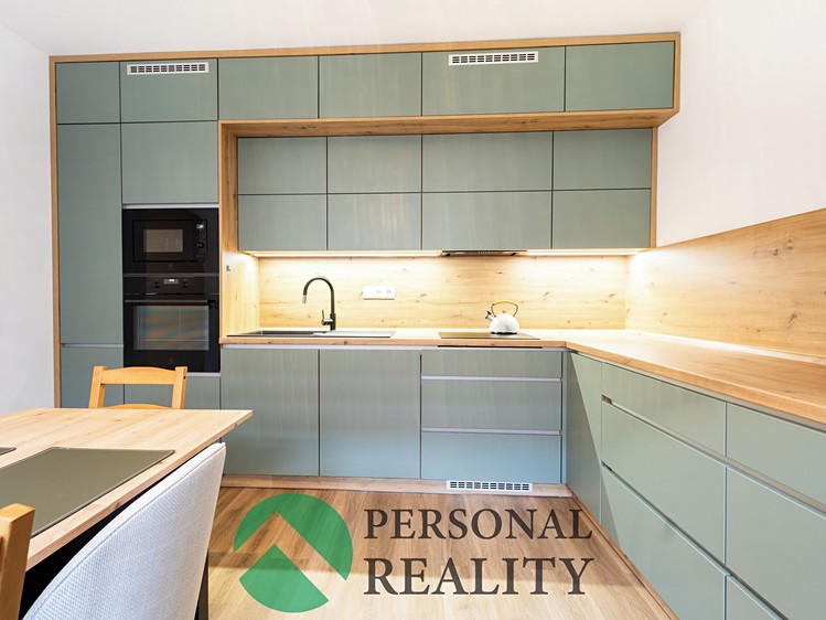 Prodej rodinného domu 132 m², pozemek 1 782 m² - foto 8