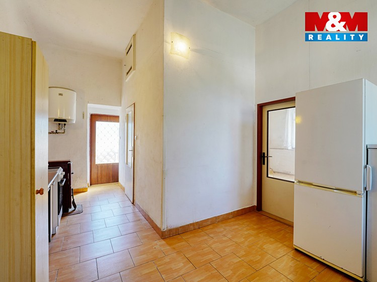 Prodej rodinného domu 105 m², pozemek 525 m² - foto 3