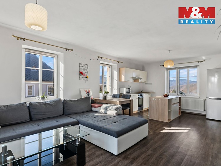 Prodej rodinného domu 160 m², pozemek 809 m² - foto 4