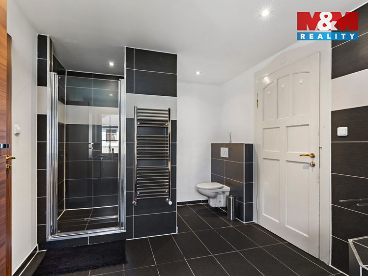 Prodej rodinného domu 160 m², pozemek 809 m² - foto 6