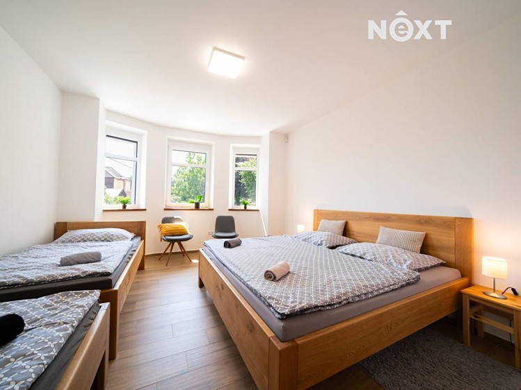 Prodej vily 274 m², pozemek 900 m² - foto 3