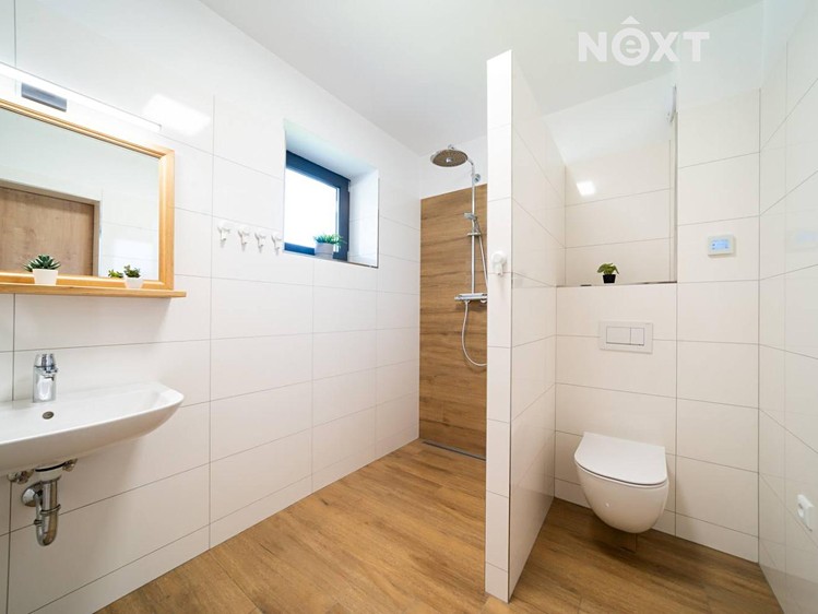 Prodej vily 274 m², pozemek 900 m² - foto 5