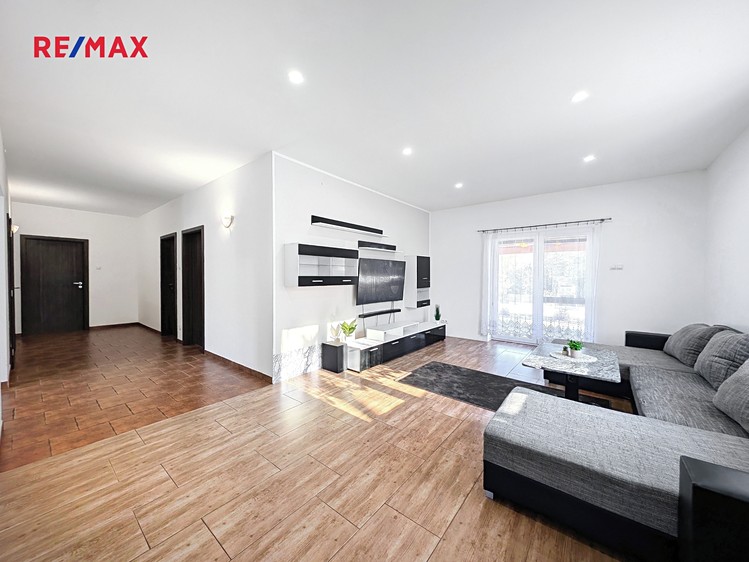 Prodej rodinného domu 108 m², pozemek 3 066 m² - foto 5