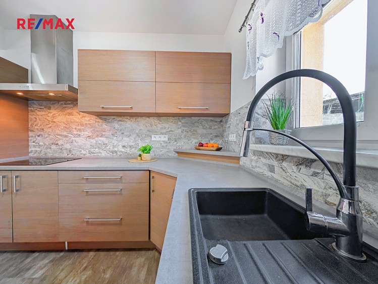 Prodej rodinného domu 108 m², pozemek 3 066 m² - foto 7