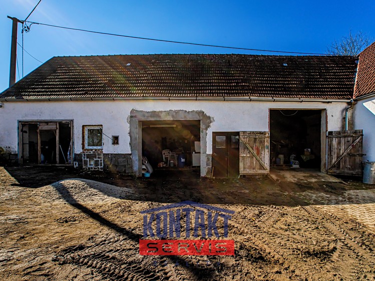 Prodej rodinného domu 262 m², pozemek 3 589 m² - foto 6