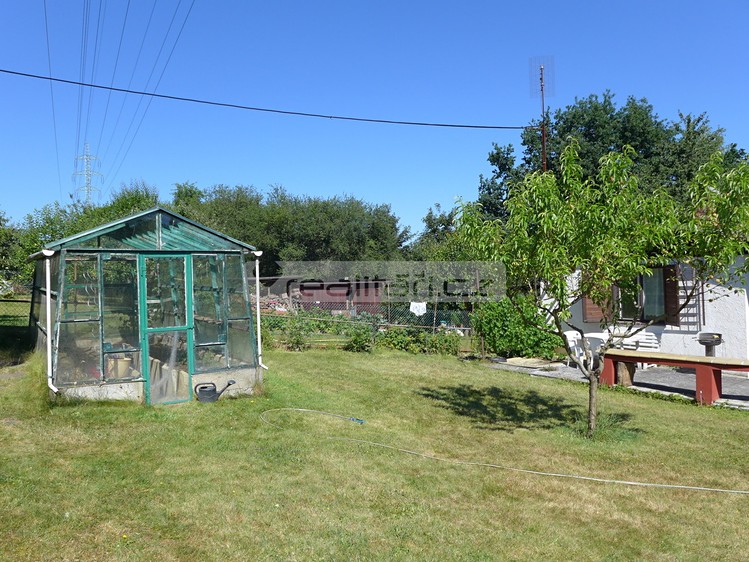 Prodej chaty 54 m², pozemek 713 m² - foto 2