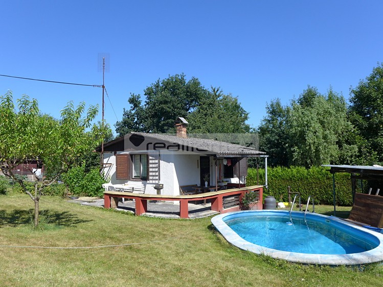 Prodej chaty 54 m², pozemek 713 m² - foto 1