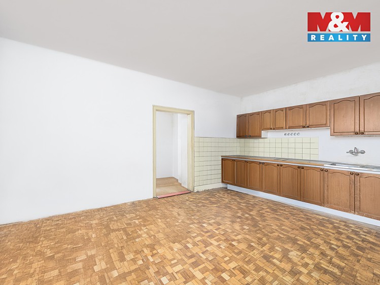 Prodej rodinného domu 77 m², pozemek 853 m² - foto 6