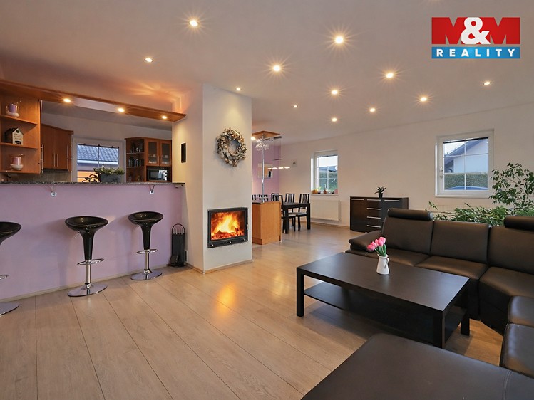 Prodej rodinného domu 165 m², pozemek 1 313 m² - foto 8