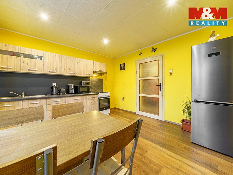 Prodej rodinného domu 170 m², pozemek 586 m² - foto 5