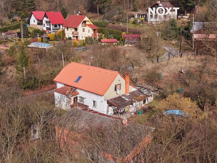 Prodej rodinného domu 175 m², pozemek 1 232 m² - foto 1