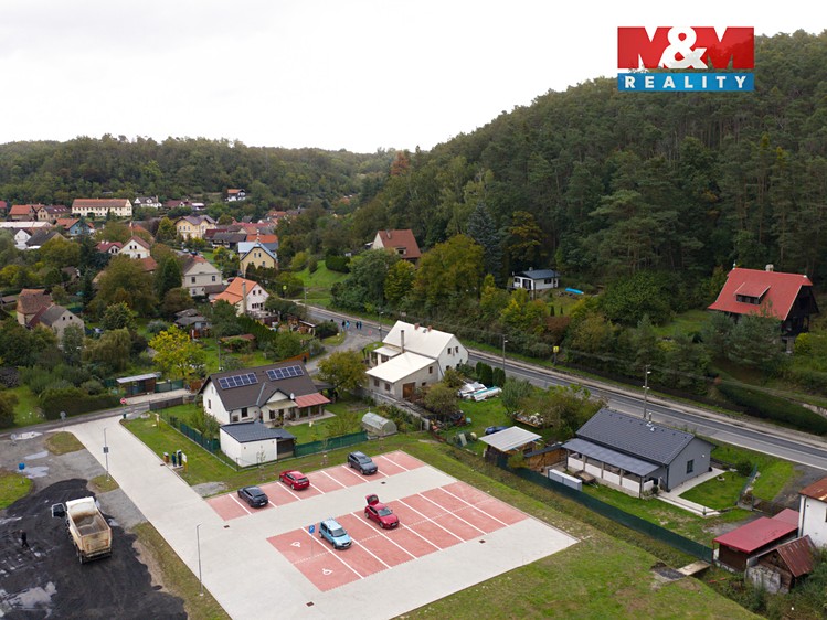 Prodej rodinného domu 640 m², pozemek 627 m² - foto 5