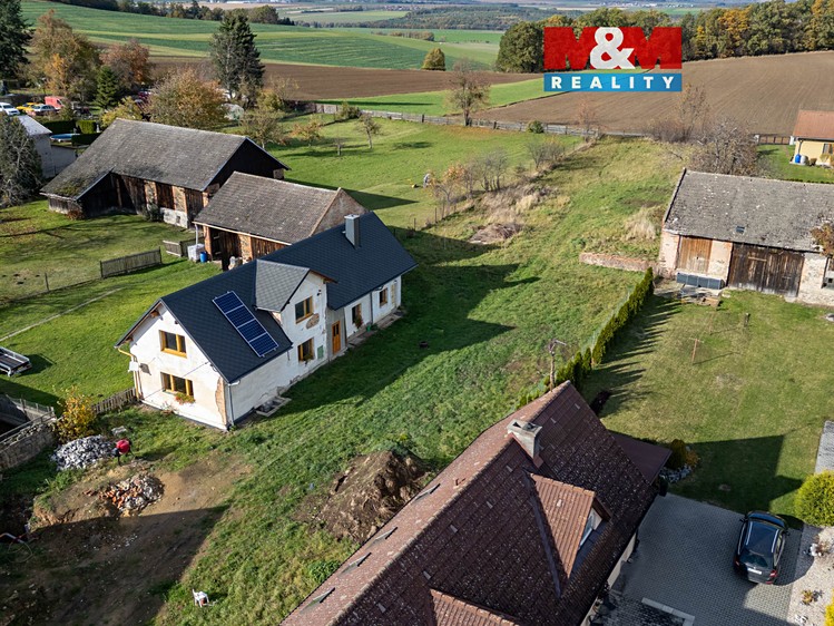 Prodej rodinného domu 87 m², pozemek 1 958 m² - foto 1