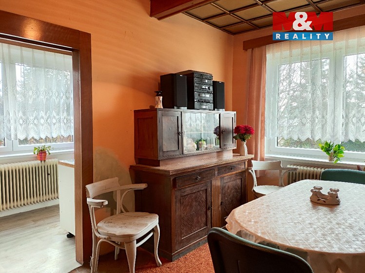 Prodej rodinného domu 274 m², pozemek 3 381 m² - foto 5