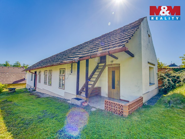 Prodej rodinného domu 86 m², pozemek 447 m² - foto 2
