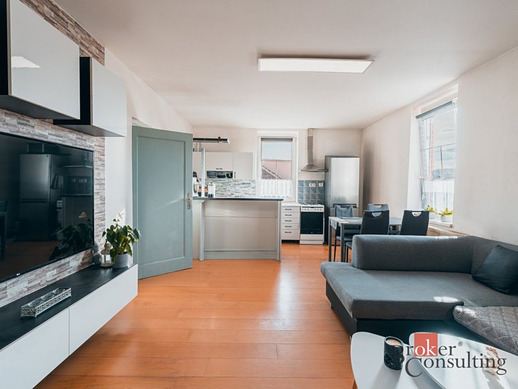 Prodej rodinného domu 146 m², pozemek 715 m² - foto 5