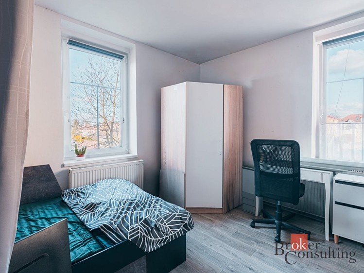 Prodej rodinného domu 146 m², pozemek 715 m² - foto 8