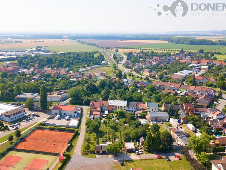 Prodej rodinného domu 196 m², pozemek 856 m² - foto 4