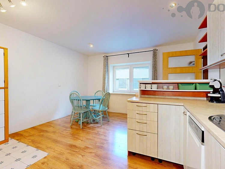Prodej rodinného domu 80 m², pozemek 143 m² - foto 3