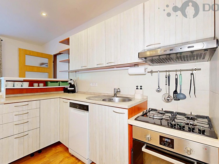 Prodej rodinného domu 80 m², pozemek 143 m² - foto 1