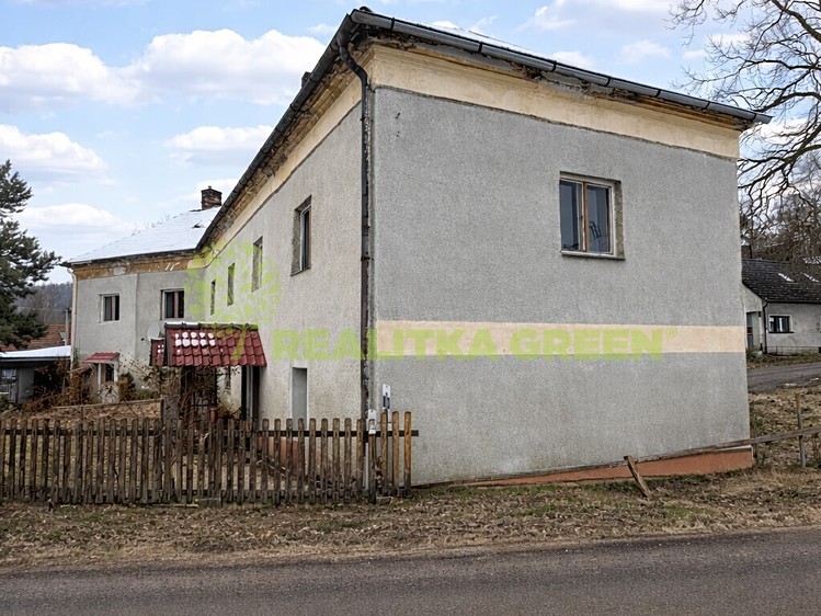 Prodej rodinného domu 470 m², pozemek 1 075 m² - foto 3