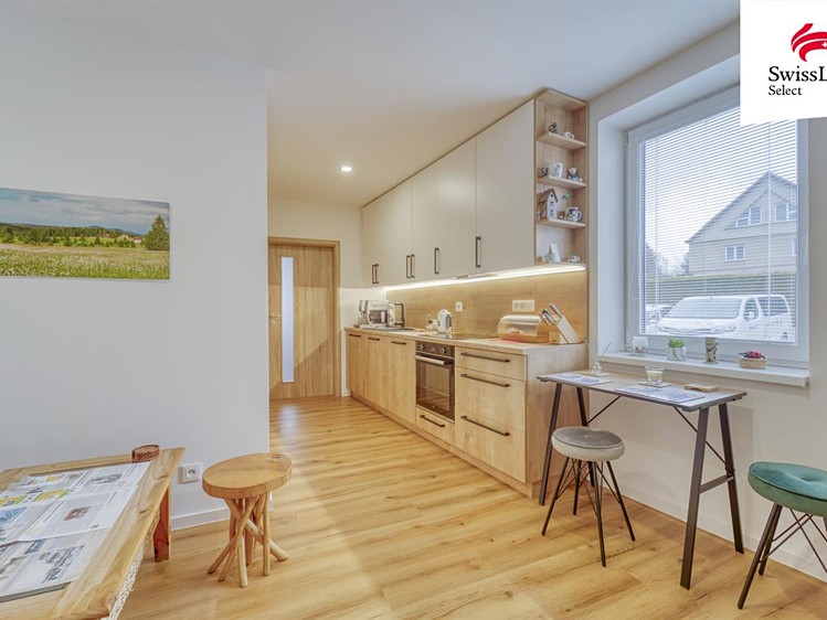 Prodej rodinného domu 127 m², pozemek 572 m² - foto 1