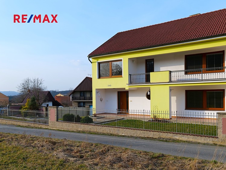 Prodej rodinného domu 177 m², pozemek 856 m² - foto 7