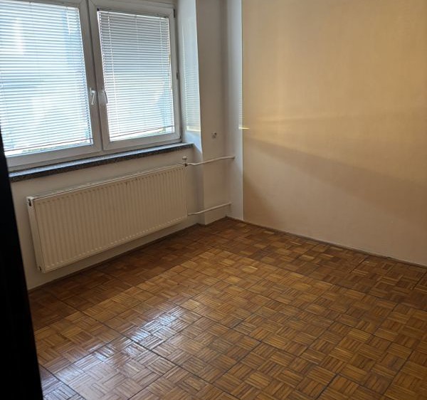 Prodej rodinného domu 300 m², pozemek 794 m² - foto 7