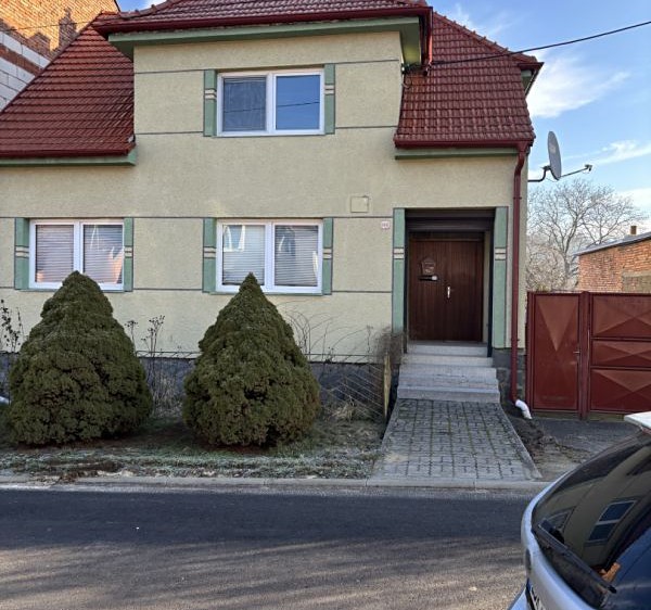 Prodej rodinného domu 300 m², pozemek 794 m² - foto 5