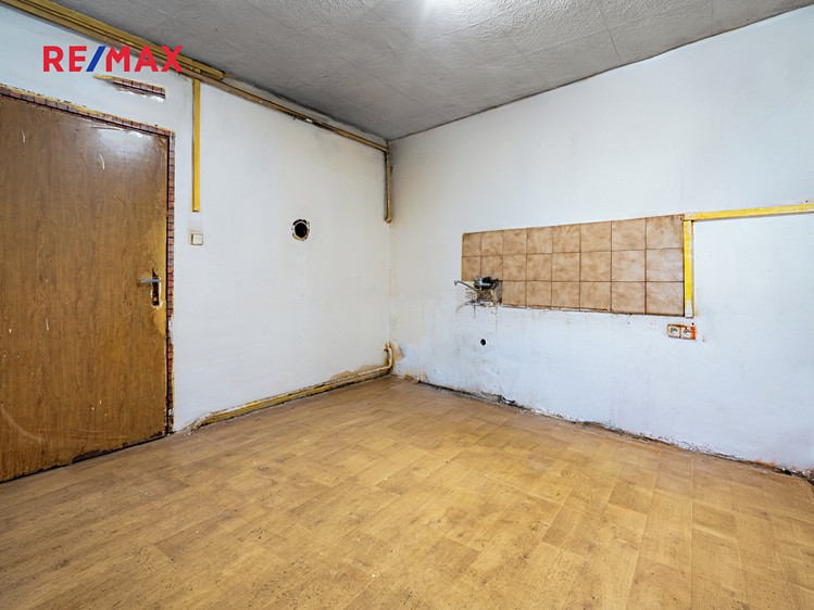 Prodej rodinného domu 90 m², pozemek 119 m² - foto 7