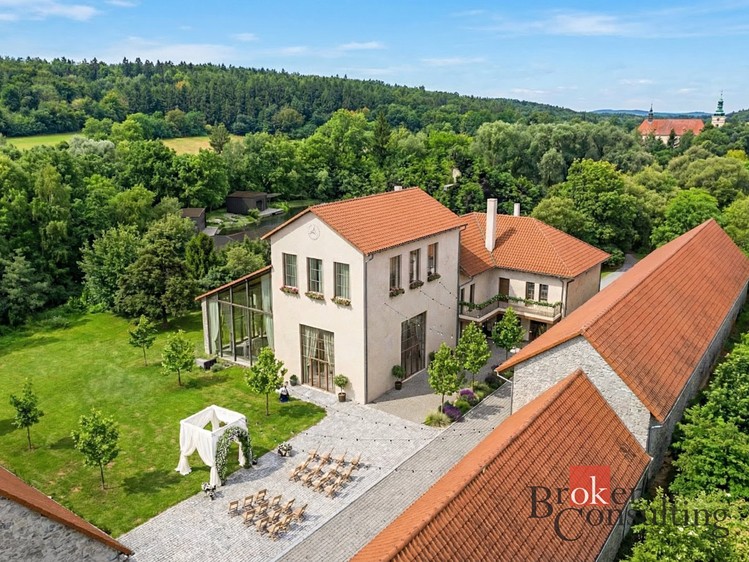 Prodej zemědělské usedlosti 1 500 m², pozemek 30 000 m² - foto 5