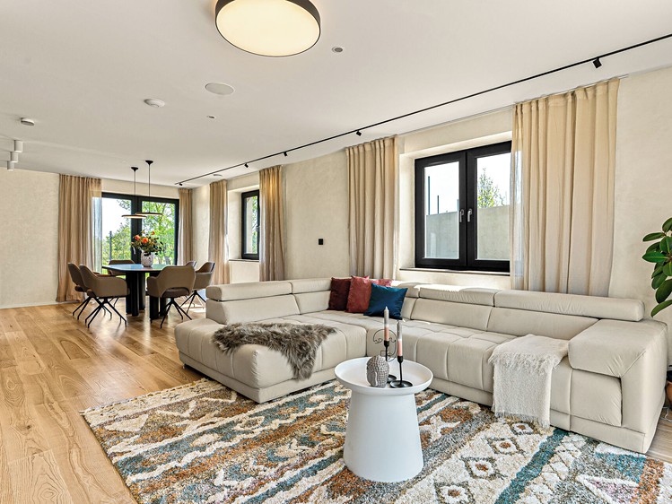 Prodej rodinného domu 151 m², pozemek 629 m² - foto 1