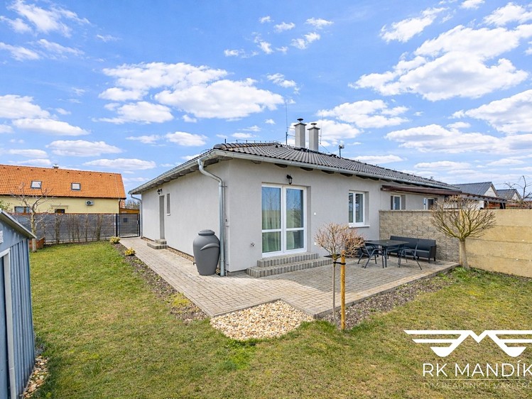 Prodej rodinného domu 71 m², pozemek 490 m² - foto 1