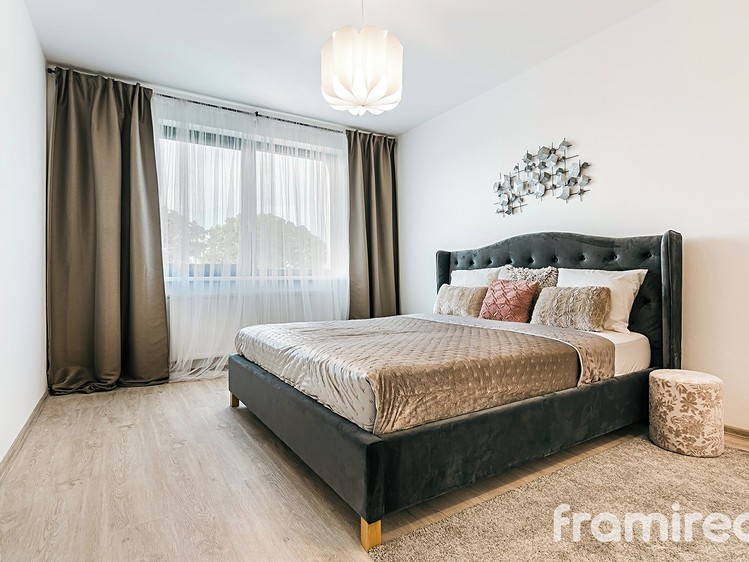 Prodej rodinného domu 179 m², pozemek 212 m² - foto 3