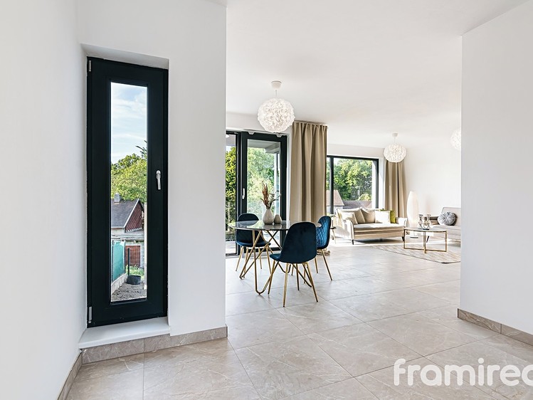 Prodej rodinného domu 179 m², pozemek 212 m² - foto 6