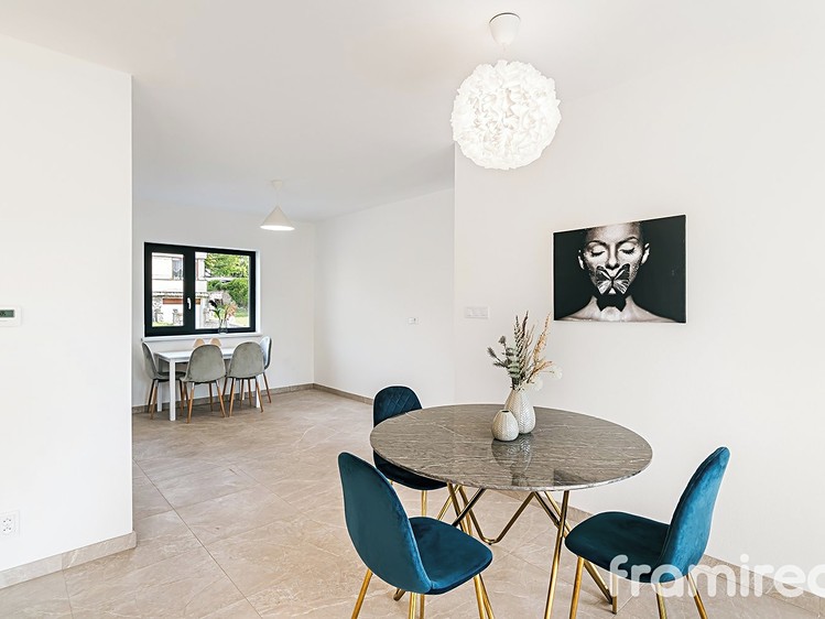 Prodej rodinného domu 179 m², pozemek 212 m² - foto 7