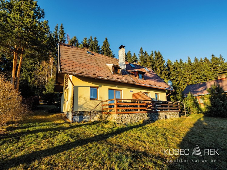 Prodej chaty 76 m², pozemek 375 m² - foto 1
