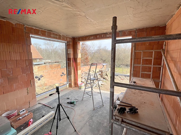 Prodej vícegeneračního domu 190 m², pozemek 1 224 m² - foto 3